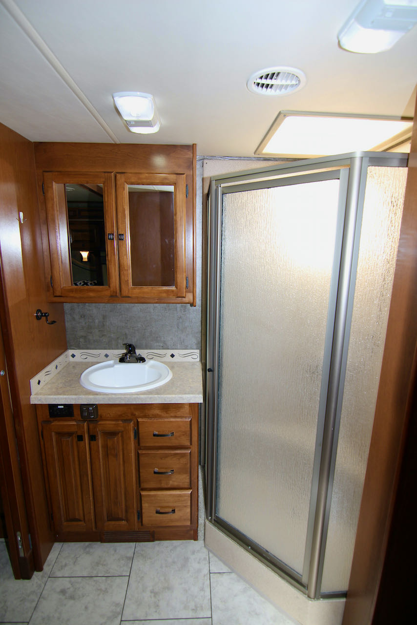 2012 Tiffin Allegro Gas 34TGA Class A Motorhome, Three Slide-Outs full
