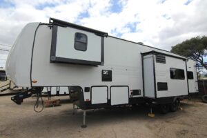 2021 Stealth, Toy Hauler SA3217G, Solar, Lithium, Two Slideouts, 17ft Cargo